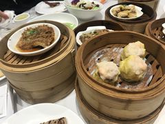 -万龙洲海鲜(大兴绿地缤纷城店)