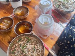 -正宗杨记普洱酸醋米线(总店)