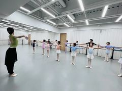 -中央芭蕾舞团·中芭艺蕾(酒仙桥明星校区)