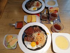 -豪客来牛排(人民东路店)