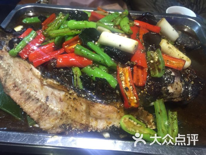 江边城外烤全鱼(艾尚天地店)-鬼小蛋蛋的相册-南京美食-大众点评网