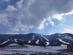 -鳌山滑雪度假区
