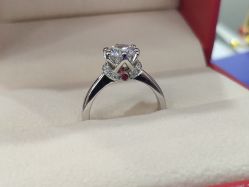 -威德钻石-克拉钻大本营(南京东路店)