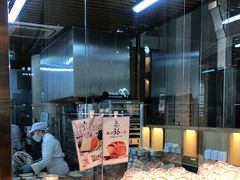 面包甜点陈列柜-西村叔叔的店·面包·甜品·蛋糕(清河万象汇店)