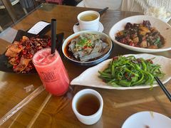 -隔壁老王·家常云南菜(花巷店)