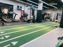 -Freedom Fitness私教健身俱乐部(徐虹北路店)