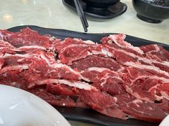 -闽粤一牛潮汕牛肉火锅