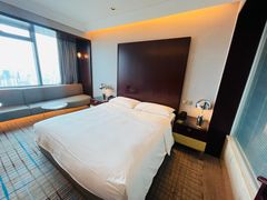 -上海龙之梦万丽酒店