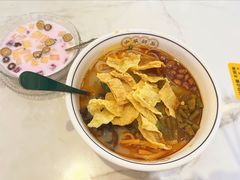 -弘束束柳州深巷螺蛳粉(珠江路店)