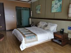 -大理洱海龙湾假日酒店