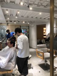 -菲·木田moontin造型salon