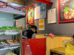 -杨光辉麻辣烫(华侨城商业中心店)