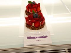 -潮一不贰·法式甜品·生日蛋糕·西式简餐(外滩店)