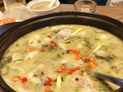 -草窝烤鸭·新京菜(振华广场店)
