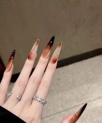 -桃色美甲沙龙