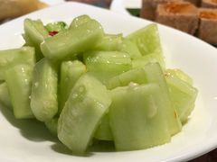 凉拌黄瓜-忘忧草融合私房菜(红鼎国际店)