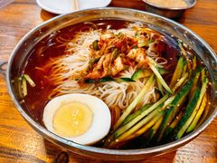 -韩风烤牛肉冷面店