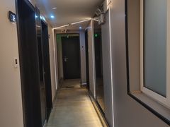 -德全酒店(北京朝阳公园金台路地铁站店)