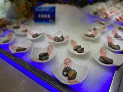 -锤头鲨毛肚海鲜烤肉自助餐厅(国购广场店)