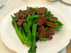 芥兰炒牛肉-文记壹心鸡(宝华路店)