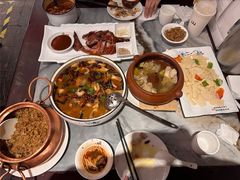 -蔼若春.传承三十年云南菜(金碧公园店)