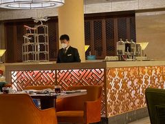 -东西风牛排馆周末烧烤自助(首都机场希尔顿店)