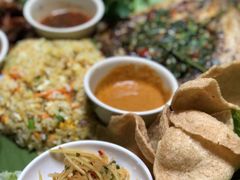 -沐毫傣泐云南菜孔雀宴•手抓饭傣味烧烤(曼听店)