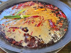 -黄潇洒老火锅(九眼桥宏济巷店)