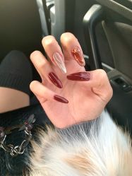 -花系美·美甲美睫精品店