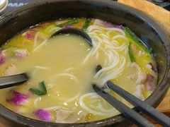 -桥香园过桥米线(国贸店)