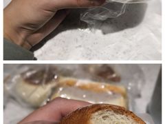 -沁屋面包店(人民东路店)