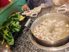 -一席地·本地鸡窝·杭帮鸡火锅(萧山银隆百货店)