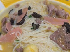 -粉小主·贵州酸汤牛肉粉(南京仙林金鹰店)