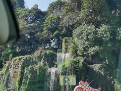 -披云山庄