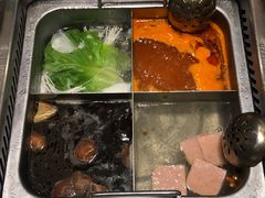番茄锅底-海底捞火锅(金山百联店)