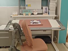 -康朴乐儿童学习桌椅(蓝色港湾店)