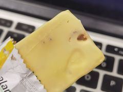 -全家便利店(杭州龙翔桥地铁站店)