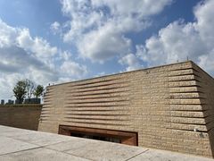 -盘龙城国家考古遗址公园