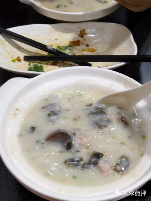 华辉拉肠(龙口西路店)皮蛋瘦肉粥图片