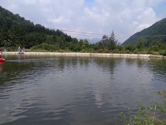 -官滩沟风景区