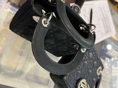 -聚云奢二手奢侈品黄金手表包包回收·中古店(三里屯总店)