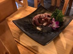 -仨仨米炭火烤肉