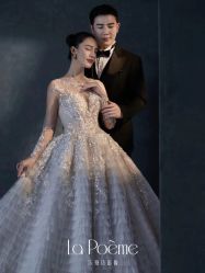 -乐派诗婚纱摄影