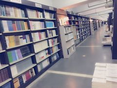 书籍-先锋书店(五台山总店)