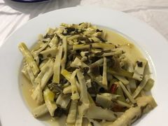 -天乐农家鱼头王(天目湖店)