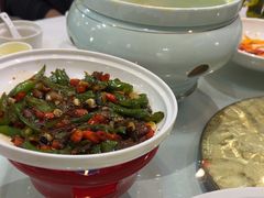 -鼎记酒楼(雁南一路店)