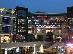 -浦江城市生活广场(江月路店)