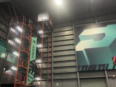 -极限PLAY运动娱乐新世界·团建派对潮玩休闲馆·室内蹦极高空游乐园