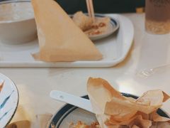-正南齐北·老街糯米团(洪崖洞店)