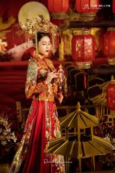 -Renee芮亦婚纱
